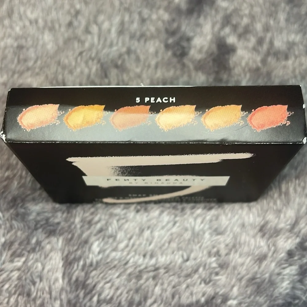 FENTY Peach SNAP SHADOWS MIX & MATCH EYESHADOW PALETTE